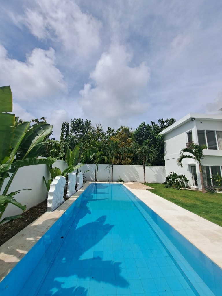 Jimbaran,Bali,Indonesia,3 Bedrooms,4 Bathrooms,Villa,MLS ID 1707