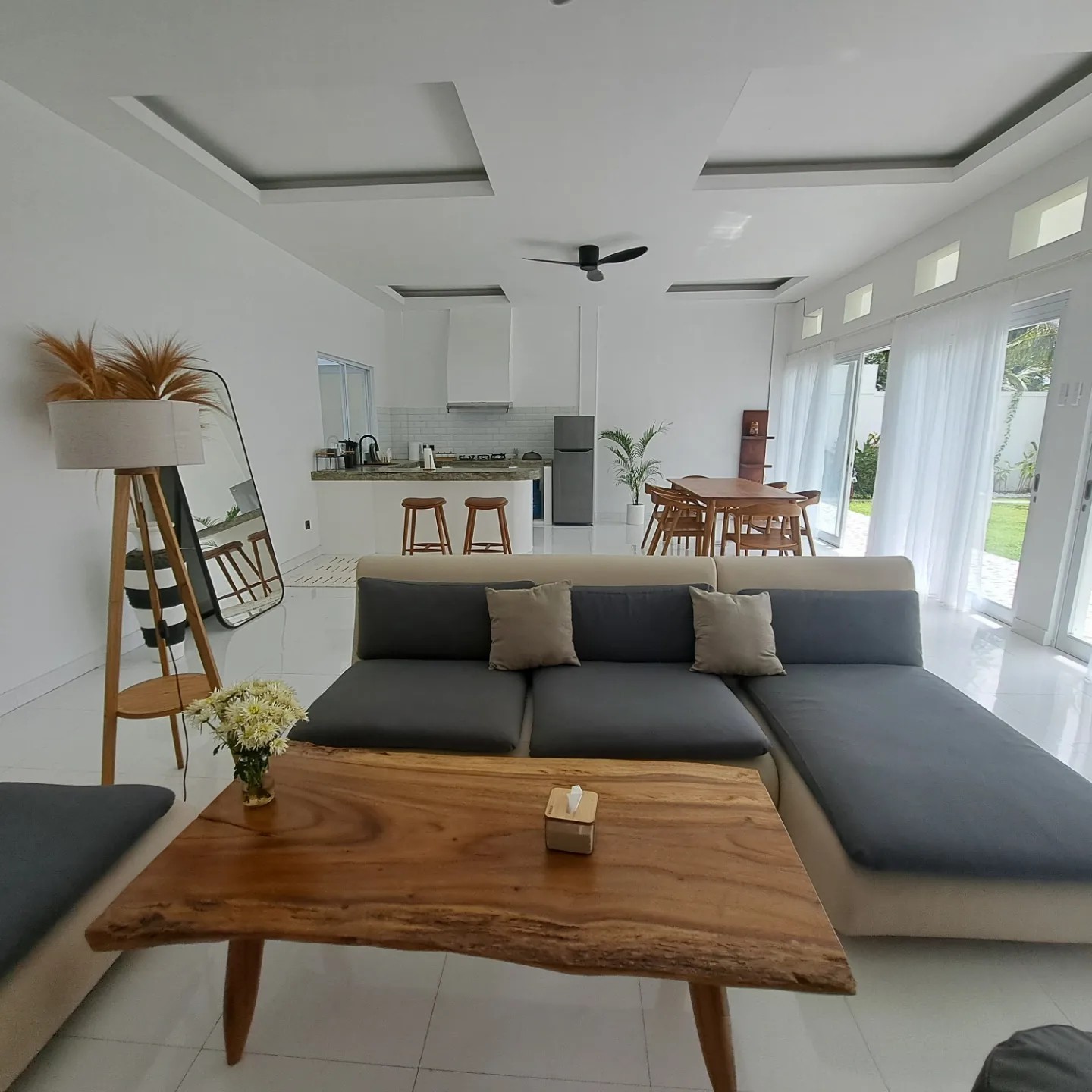 Jimbaran,Bali,Indonesia,3 Bedrooms,4 Bathrooms,Villa,MLS ID 1707