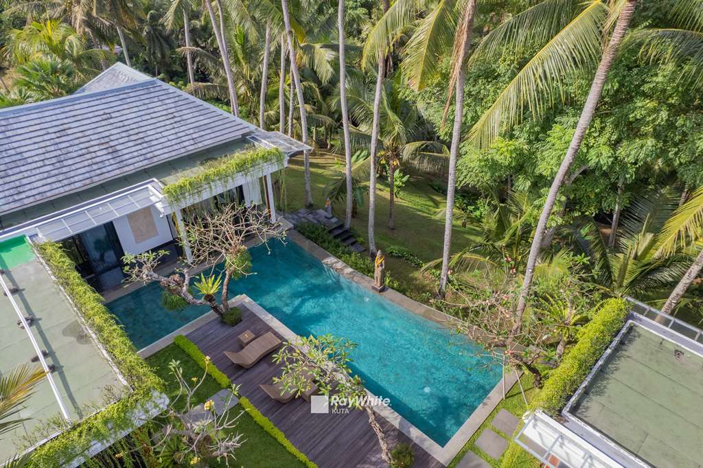 Ubud,Bali,Indonesia,4 Bedrooms,4 Bathrooms,Residential,MLS ID 1712