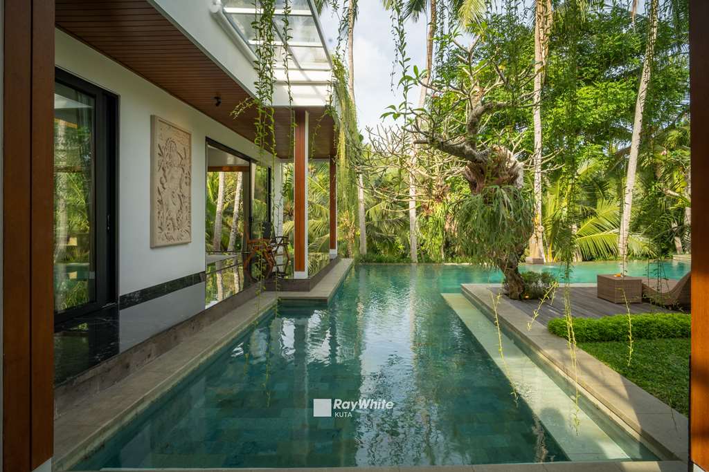 Ubud,Bali,Indonesia,4 Bedrooms,4 Bathrooms,Residential,MLS ID 1712