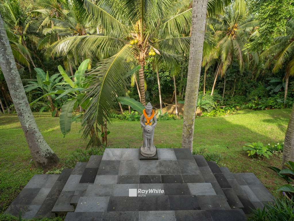 Ubud,Bali,Indonesia,4 Bedrooms,4 Bathrooms,Residential,MLS ID 1712