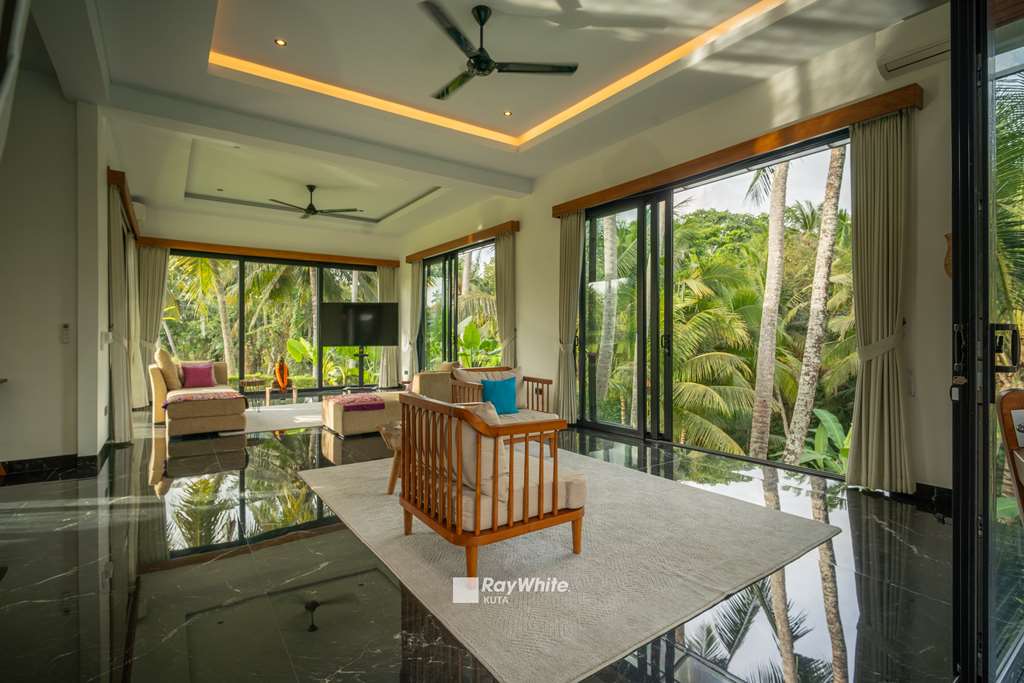 Ubud,Bali,Indonesia,4 Bedrooms,4 Bathrooms,Residential,MLS ID 1712