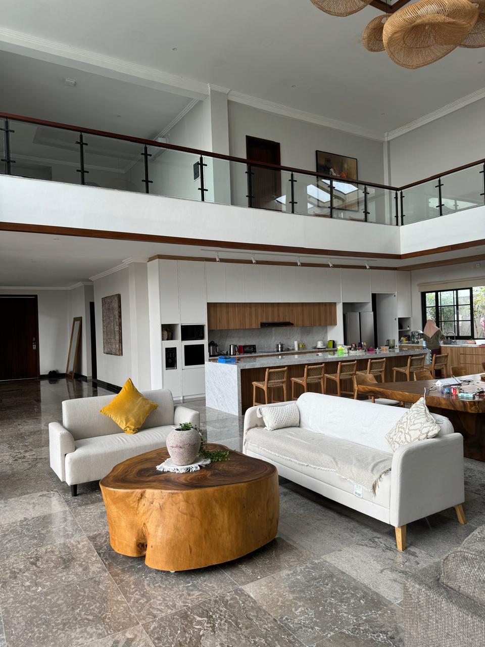 Ungasan,Bali,Indonesia,6 Bedrooms,7 Bathrooms,Villa,MLS ID 1721