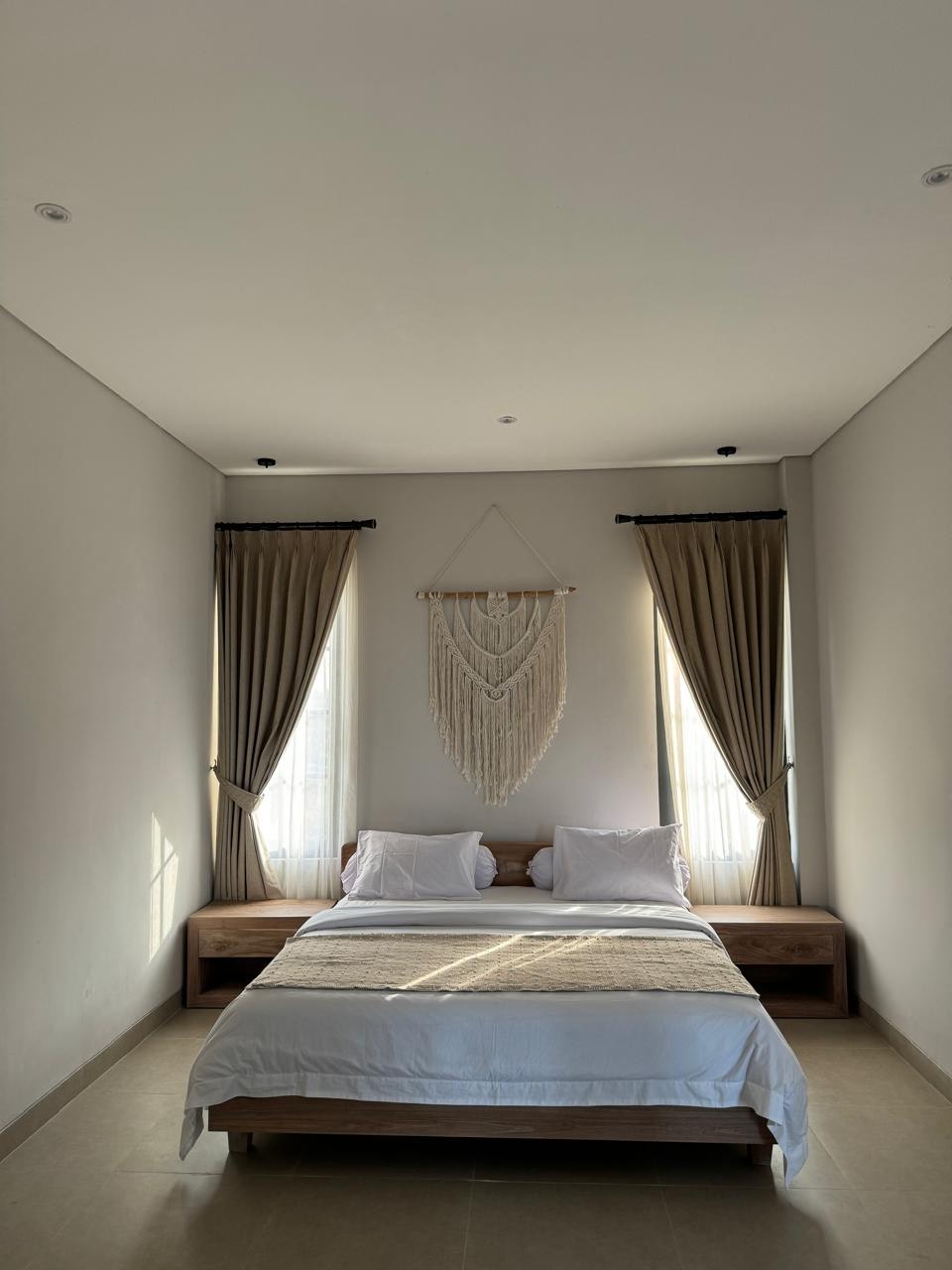 Ungasan,Bali,Indonesia,6 Bedrooms,7 Bathrooms,Villa,MLS ID 1721