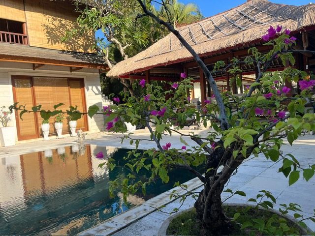 Seminyak,Bali,Indonesia,3 Bedrooms,3 Bathrooms,Villa,MLS ID 1784