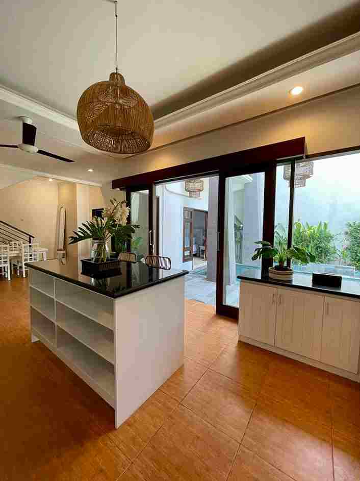 Seminyak,Bali,Indonesia,3 Bedrooms,3 Bathrooms,Villa,MLS ID 1785