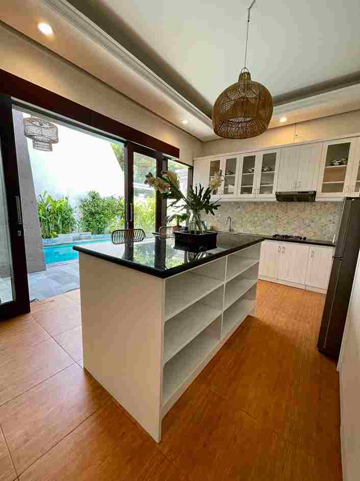 Seminyak,Bali,Indonesia,3 Bedrooms,3 Bathrooms,Villa,MLS ID 1785