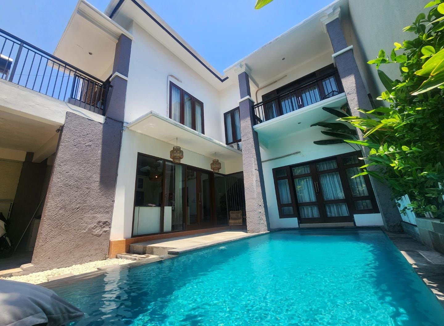 Seminyak,Bali,Indonesia,3 Bedrooms,3 Bathrooms,Villa,MLS ID 1785