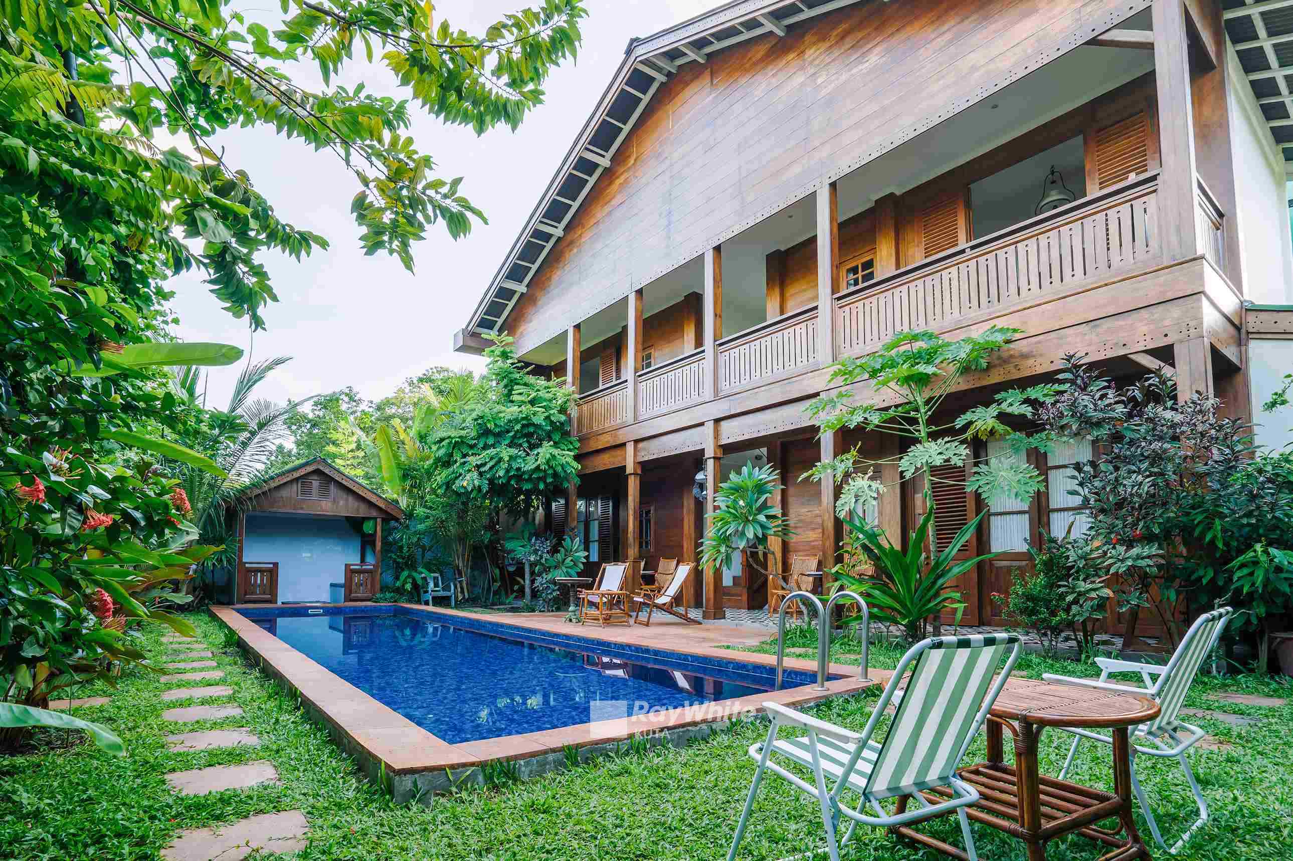 Banda Neira,Maluku,Indonesia,7 Bedrooms,7 Bathrooms,Commercial,MLS ID 1818