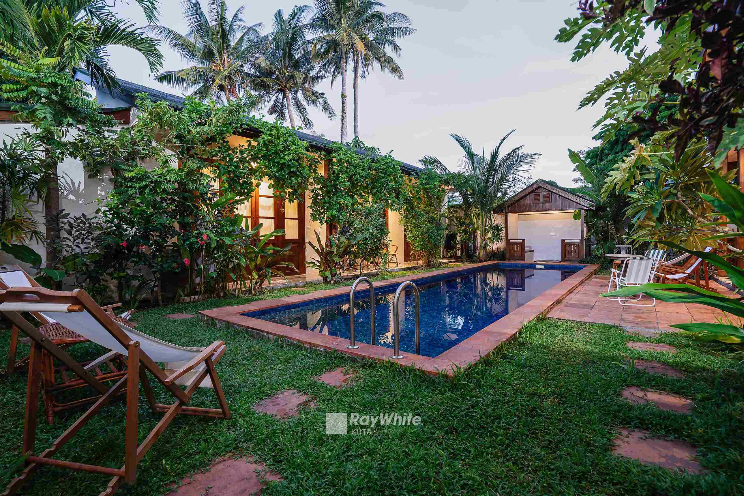 Banda Neira,Maluku,Indonesia,7 Bedrooms,7 Bathrooms,Commercial,MLS ID 1818