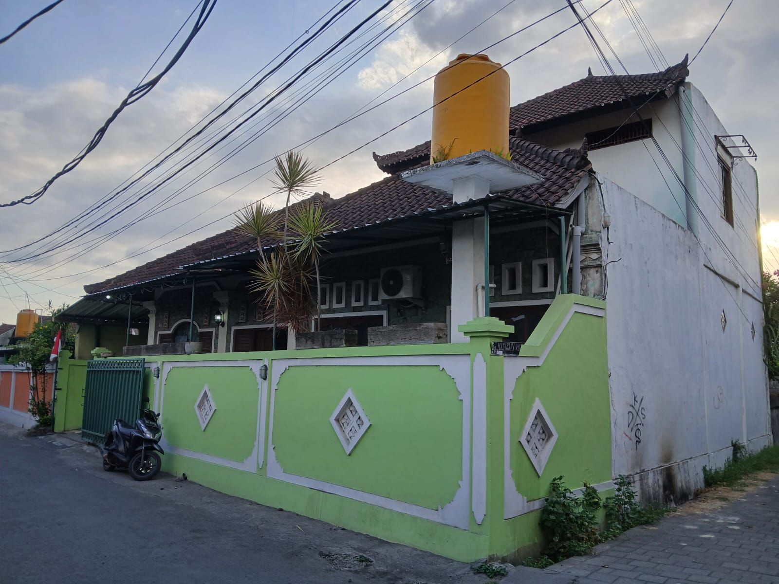 Denpasar,Bali,Indonesia,4 Bedrooms,2 Bathrooms,Residential,MLS ID 1837