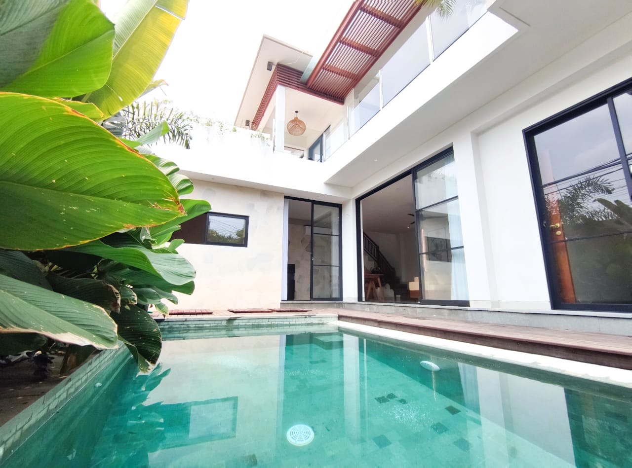 Jimbaran,Bali,Indonesia,3 Bedrooms,4 Bathrooms,Villa,MLS ID 1881