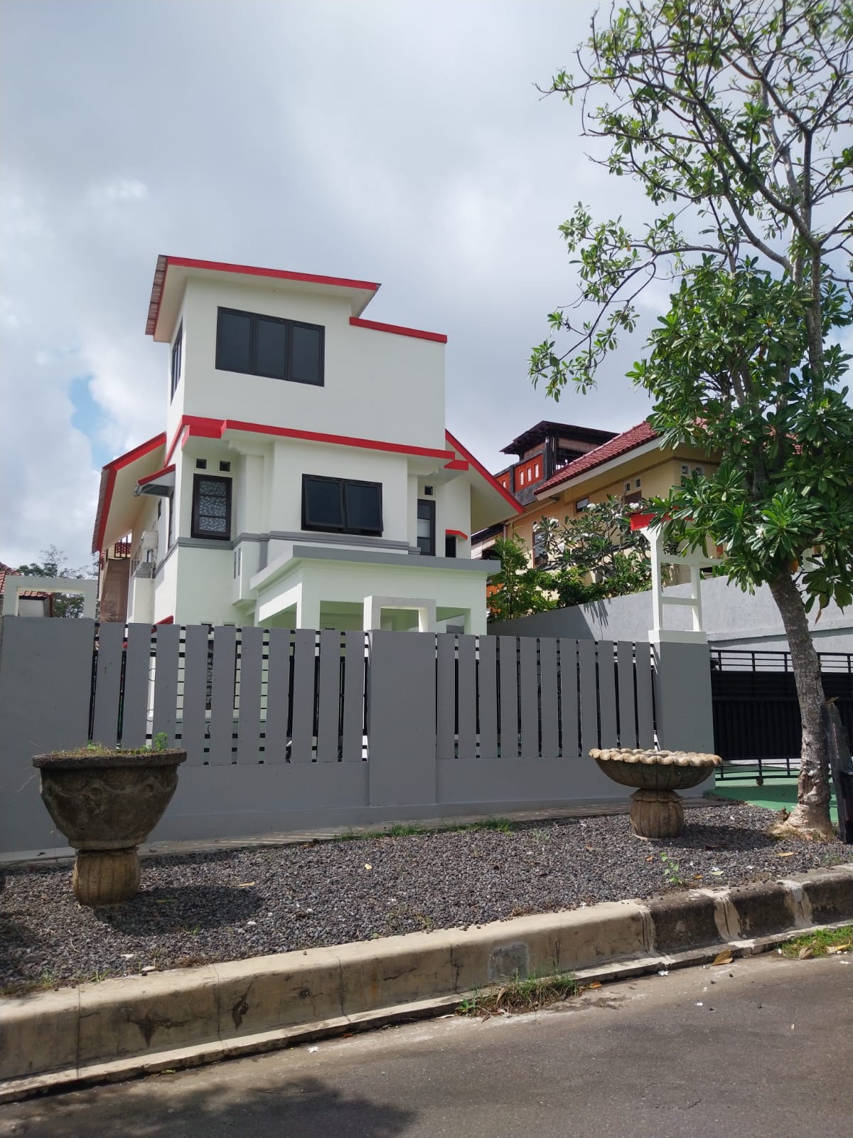 Pecatu,Bali,Indonesia,4 Bedrooms,3 Bathrooms,Residential,MLS ID 1883