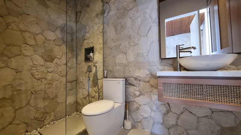 Seminyak,Bali,Indonesia,3 Bedrooms,3 Bathrooms,Villa,MLS ID 1968