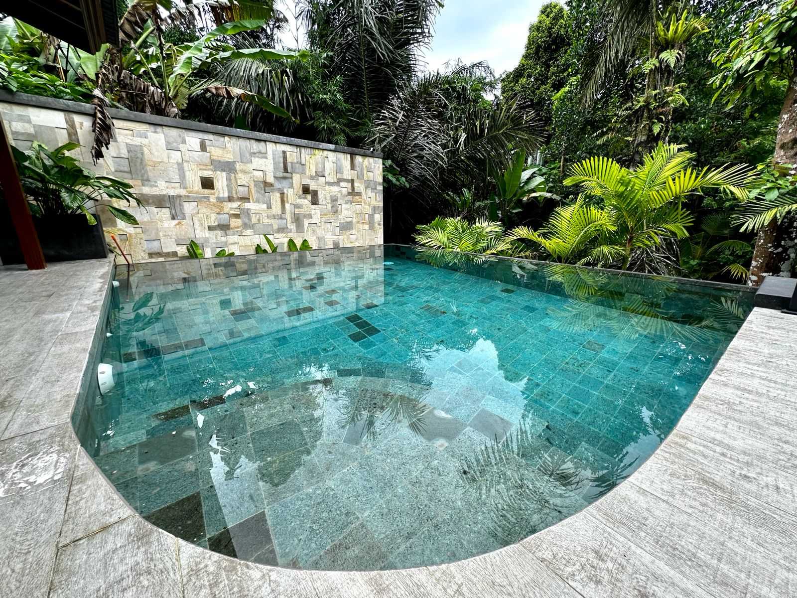 Ubud,Bali,Indonesia,4 Bedrooms,4 Bathrooms,Villa,MLS ID 1985