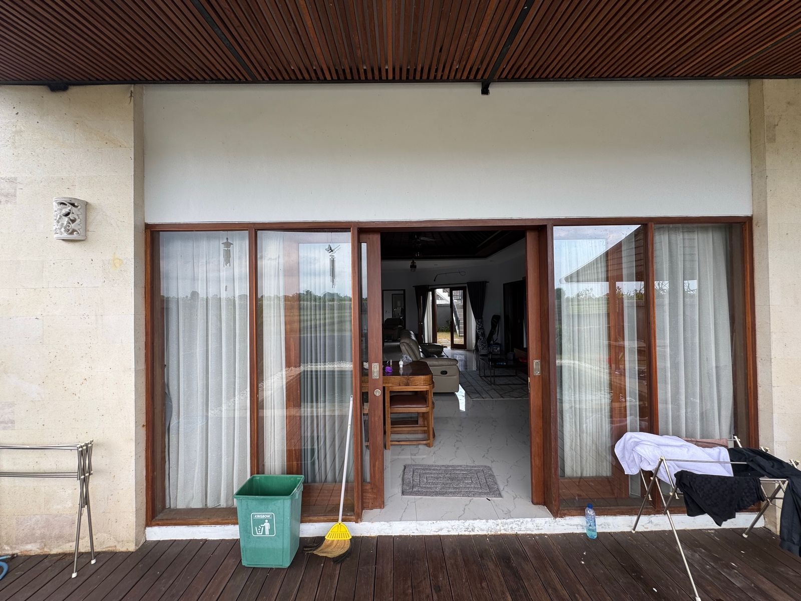 Mengwi,Bali,Indonesia,6 Bedrooms,5 Bathrooms,Villa,MLS ID 1996
