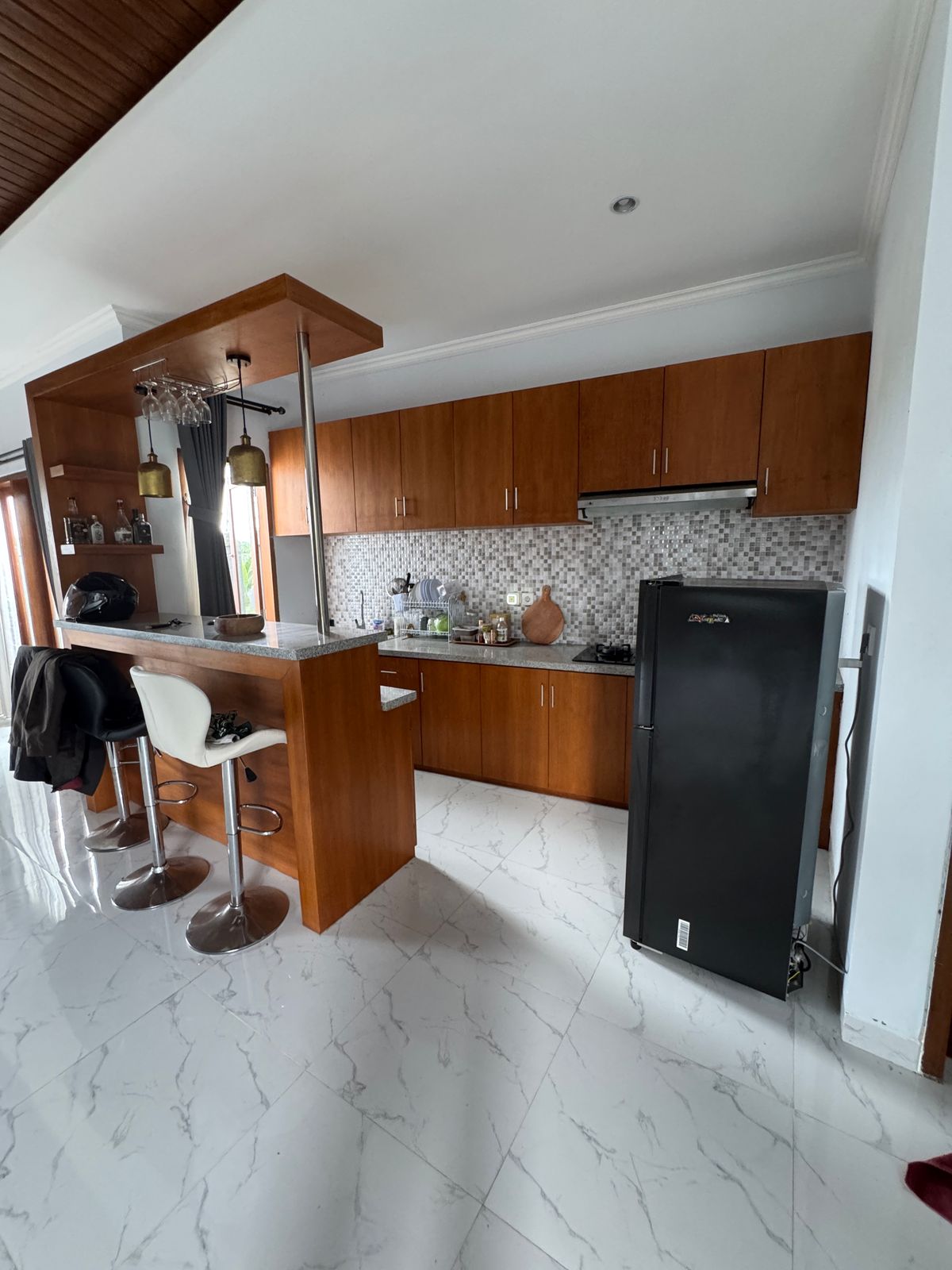 Mengwi,Bali,Indonesia,6 Bedrooms,5 Bathrooms,Villa,MLS ID 1996