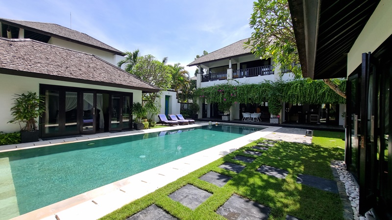 Nusa Dua,Bali,Indonesia,3 Bedrooms,3 Bathrooms,Villa,MLS ID 2006