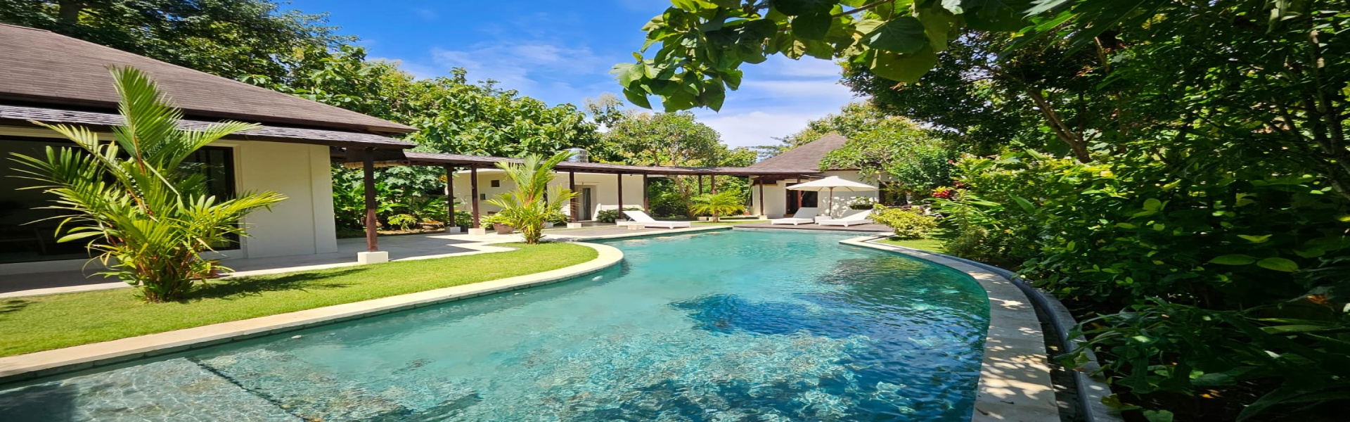 Jimbaran,Bali,Indonesia,5 Bedrooms,5 Bathrooms,Villa,MLS ID 2016