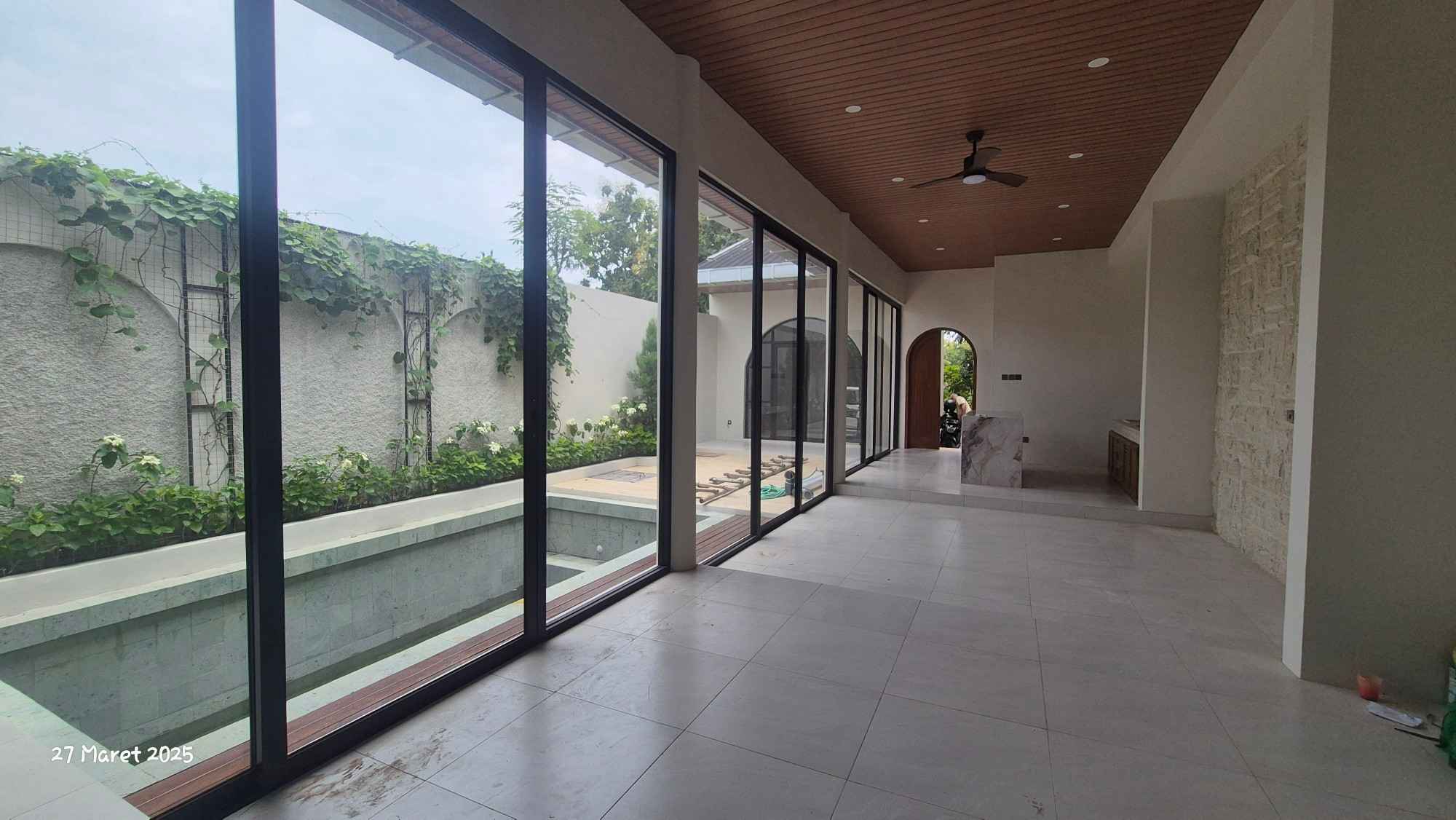 Jimbaran,Bali,Indonesia,3 Bedrooms,3 Bathrooms,Villa,MLS ID 2021