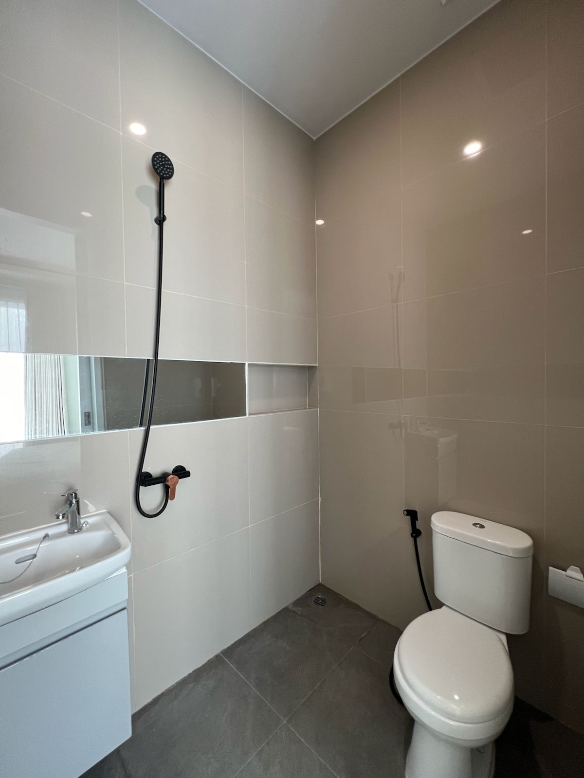 Ungasan,Bali,Indonesia,2 Bedrooms,3 Bathrooms,Commercial,MLS ID 2054