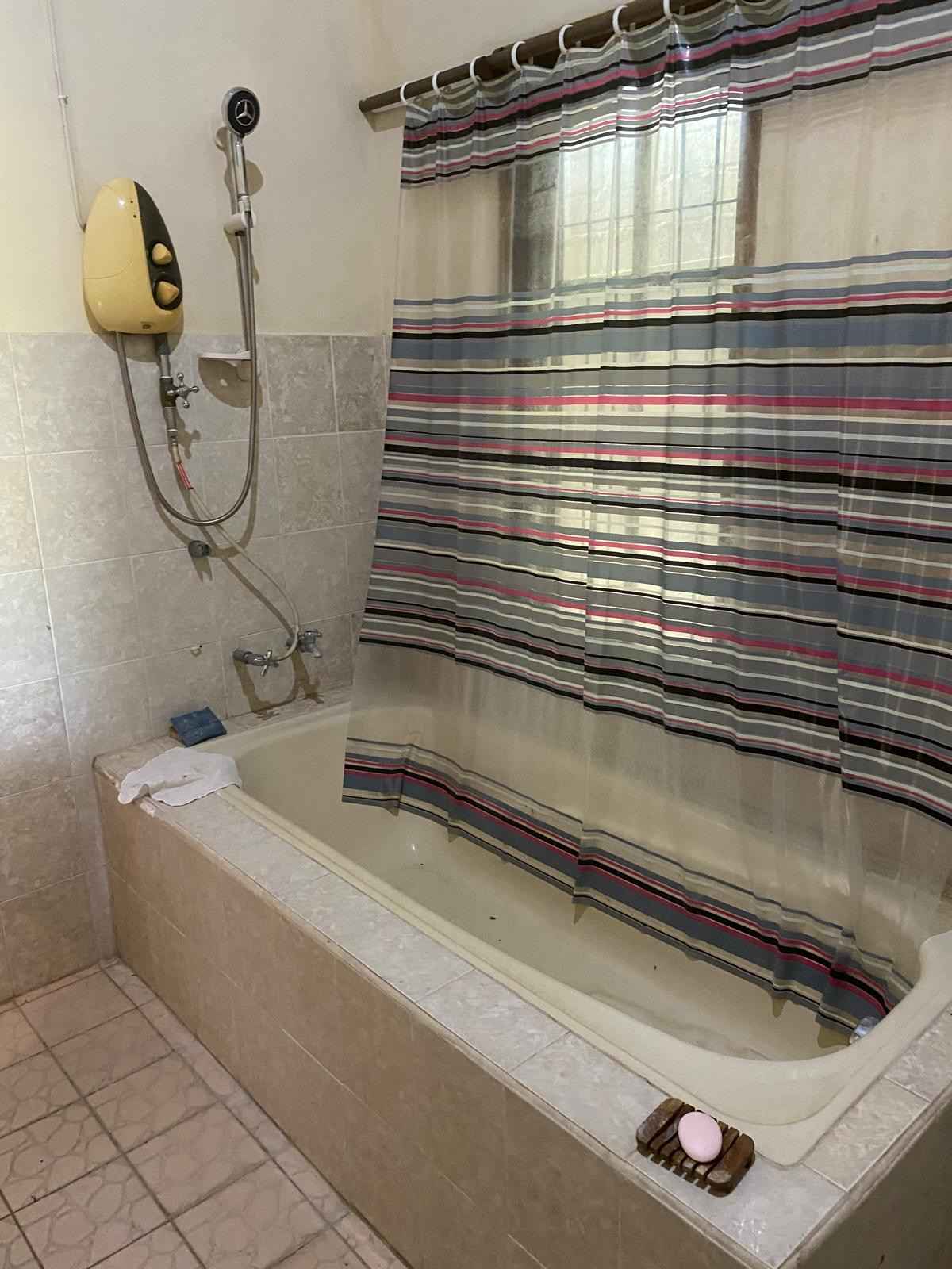Jimbaran,Bali,Indonesia,3 Bedrooms,1 Bathroom,Residential,MLS ID 2062
