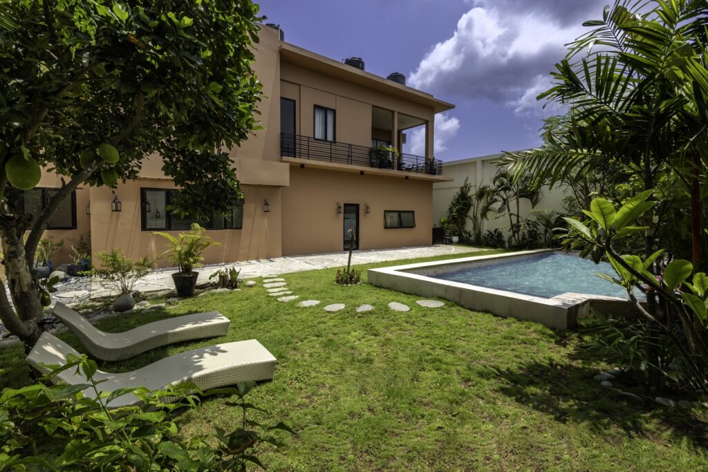 Seminyak,Bali,Indonesia,8 Bedrooms,2 Bathrooms,Apartment,MLS ID 2070