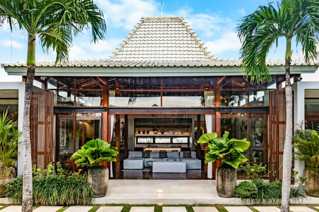 Kerobokan,Bali,Indonesia,3 Bedrooms,3 Bathrooms,Villa,MLS ID 2080