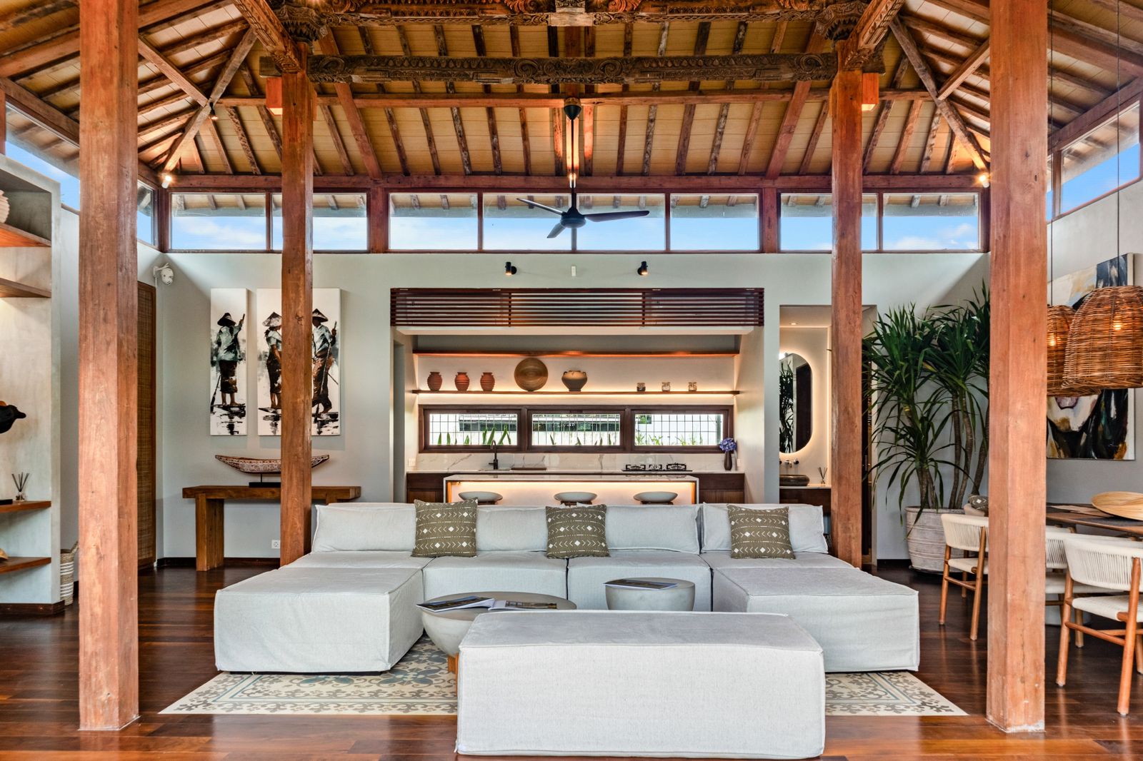 Kerobokan,Bali,Indonesia,3 Bedrooms,3 Bathrooms,Villa,MLS ID 2080