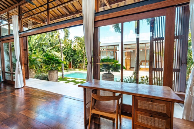 Kerobokan,Bali,Indonesia,3 Bedrooms,3 Bathrooms,Villa,MLS ID 2080