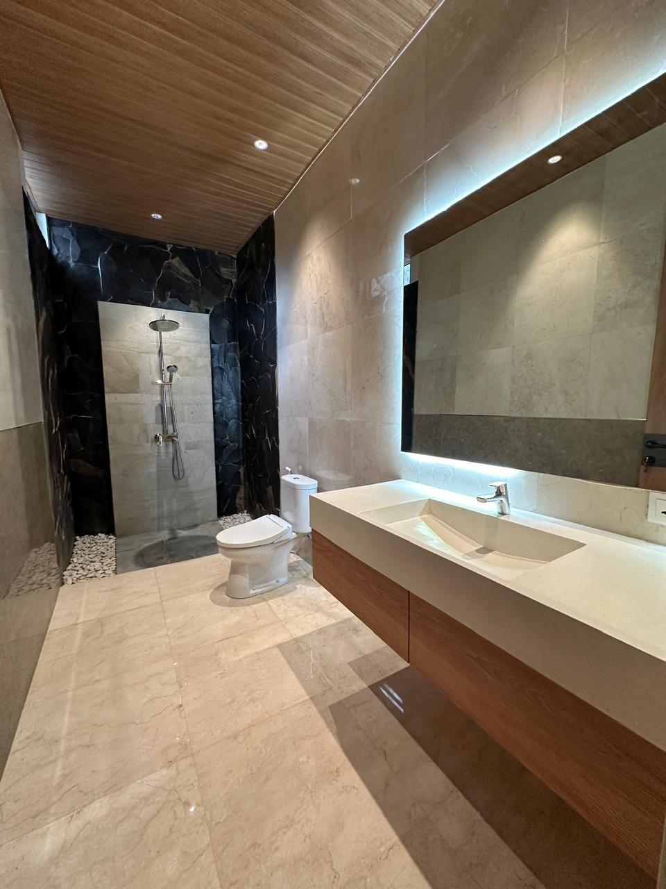 Sanur,Bali,Indonesia,4 Bedrooms,5 Bathrooms,Villa,MLS ID 2088