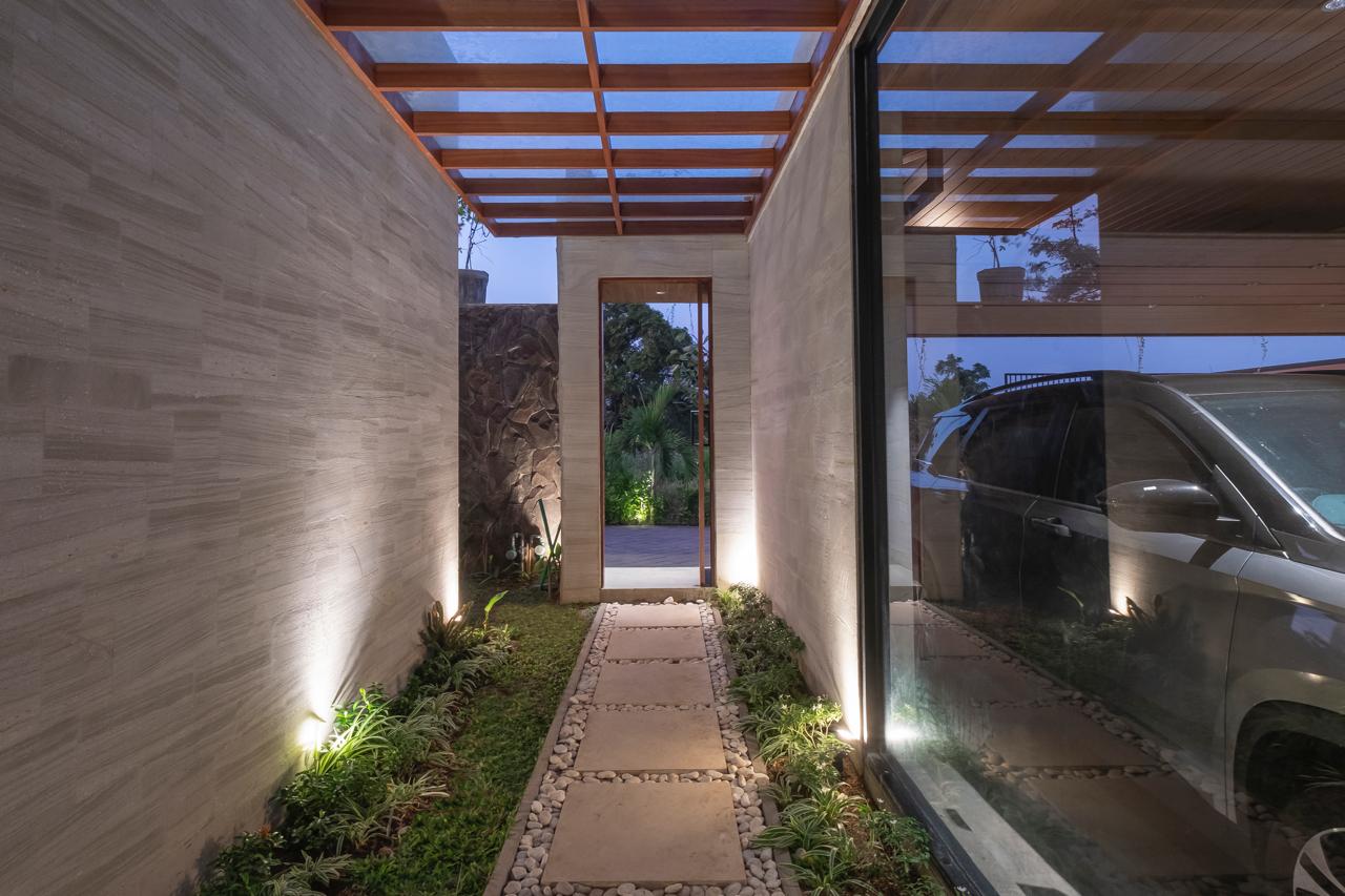 Sanur,Bali,Indonesia,4 Bedrooms,5 Bathrooms,Villa,MLS ID 2088