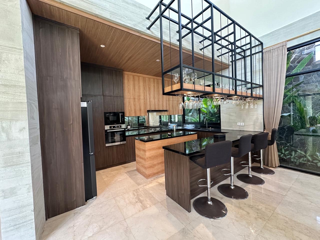 Sanur,Bali,Indonesia,4 Bedrooms,5 Bathrooms,Villa,MLS ID 2088