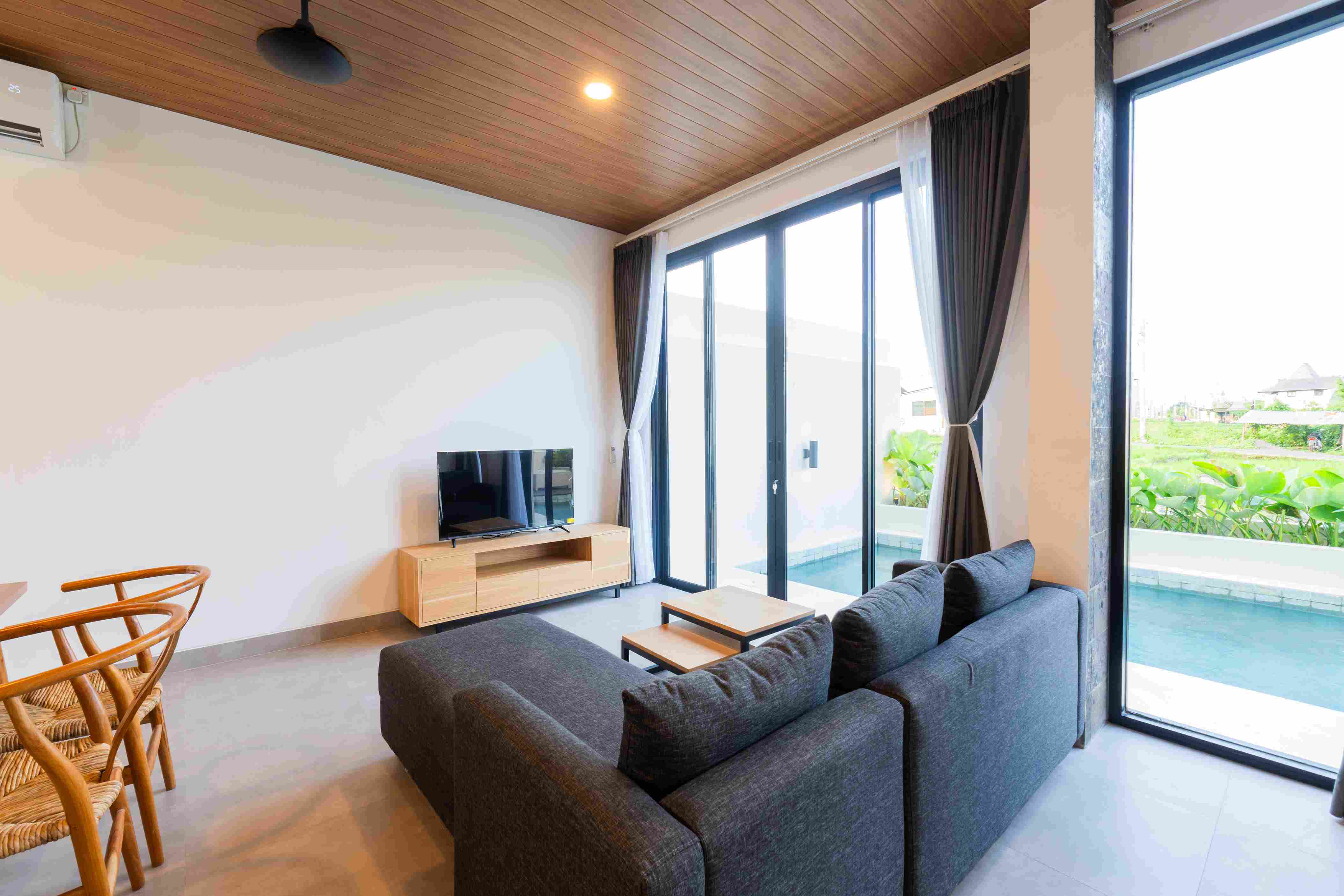 Mengwi,Bali,Indonesia,3 Bedrooms,3 Bathrooms,Villa,MLS ID 2096