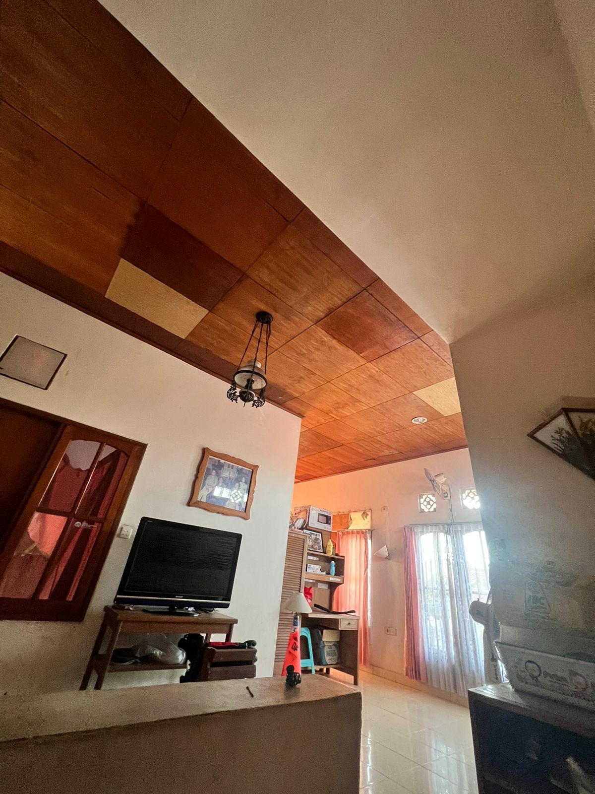 Gianyar,Bali,Indonesia,4 Bedrooms,3 Bathrooms,Residential,MLS ID 2100