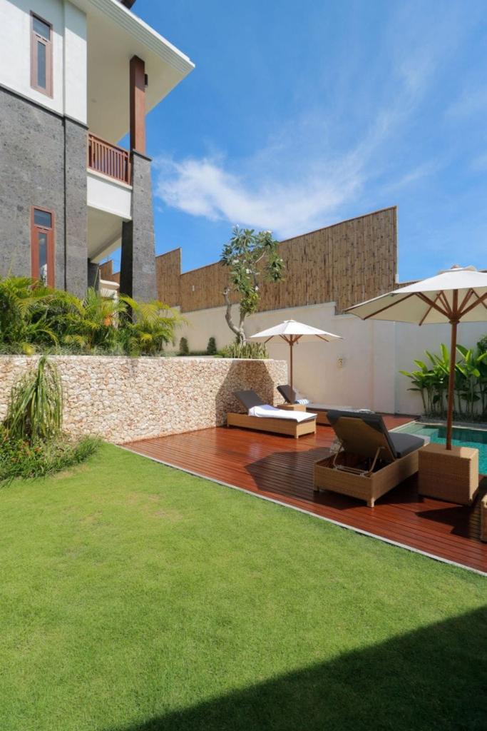 Ungasan,Bali,Indonesia,7 Bedrooms,10 Bathrooms,Villa,MLS ID 2110