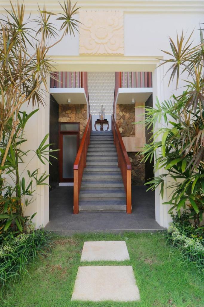 Ungasan,Bali,Indonesia,7 Bedrooms,10 Bathrooms,Villa,MLS ID 2110