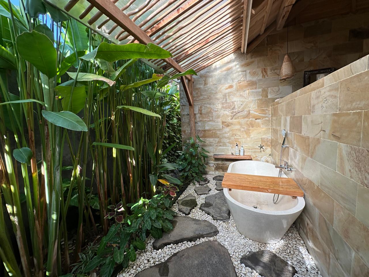 Jimbaran,Bali,Indonesia,2 Bedrooms,2.5 Bathrooms,Villa,MLS ID 2114