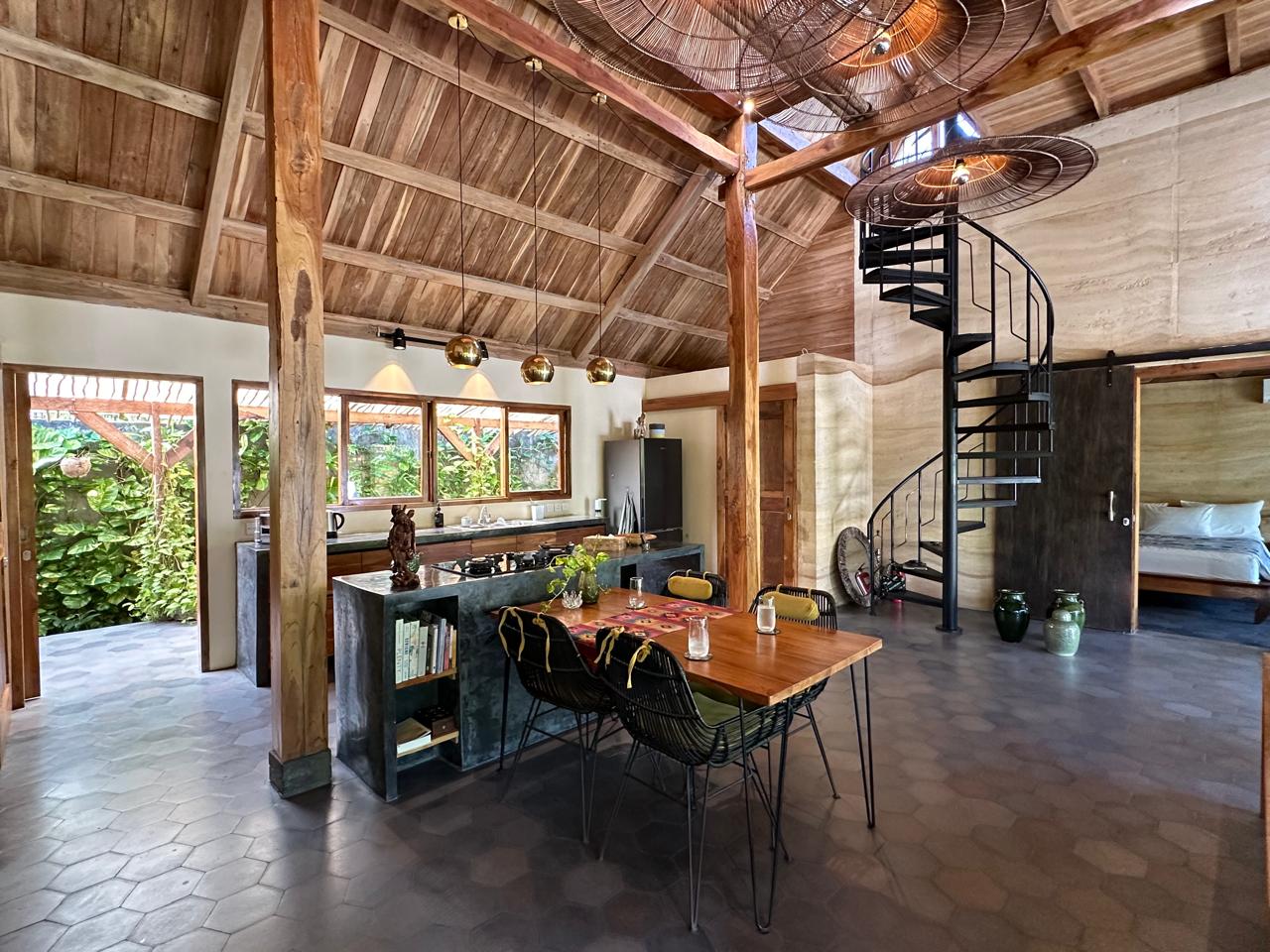 Jimbaran,Bali,Indonesia,2 Bedrooms,2.5 Bathrooms,Villa,MLS ID 2114