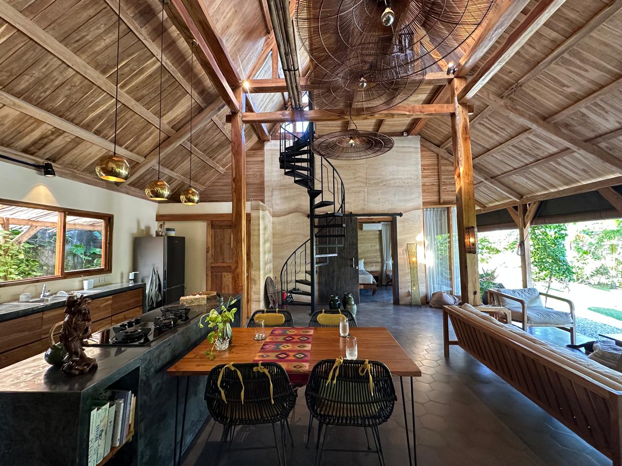 Jimbaran,Bali,Indonesia,2 Bedrooms,2.5 Bathrooms,Villa,MLS ID 2114