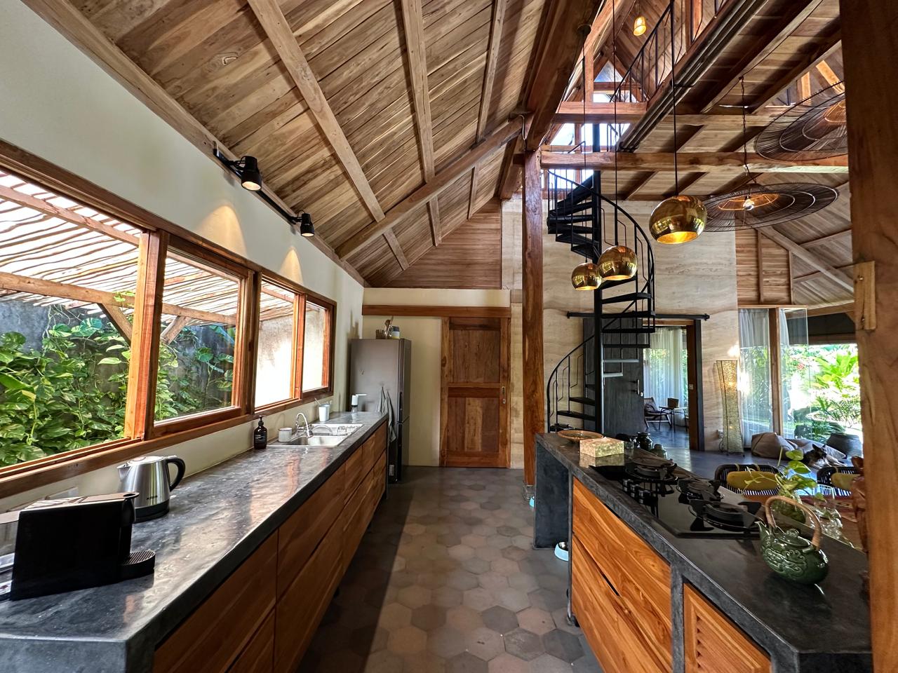 Jimbaran,Bali,Indonesia,2 Bedrooms,2.5 Bathrooms,Villa,MLS ID 2114