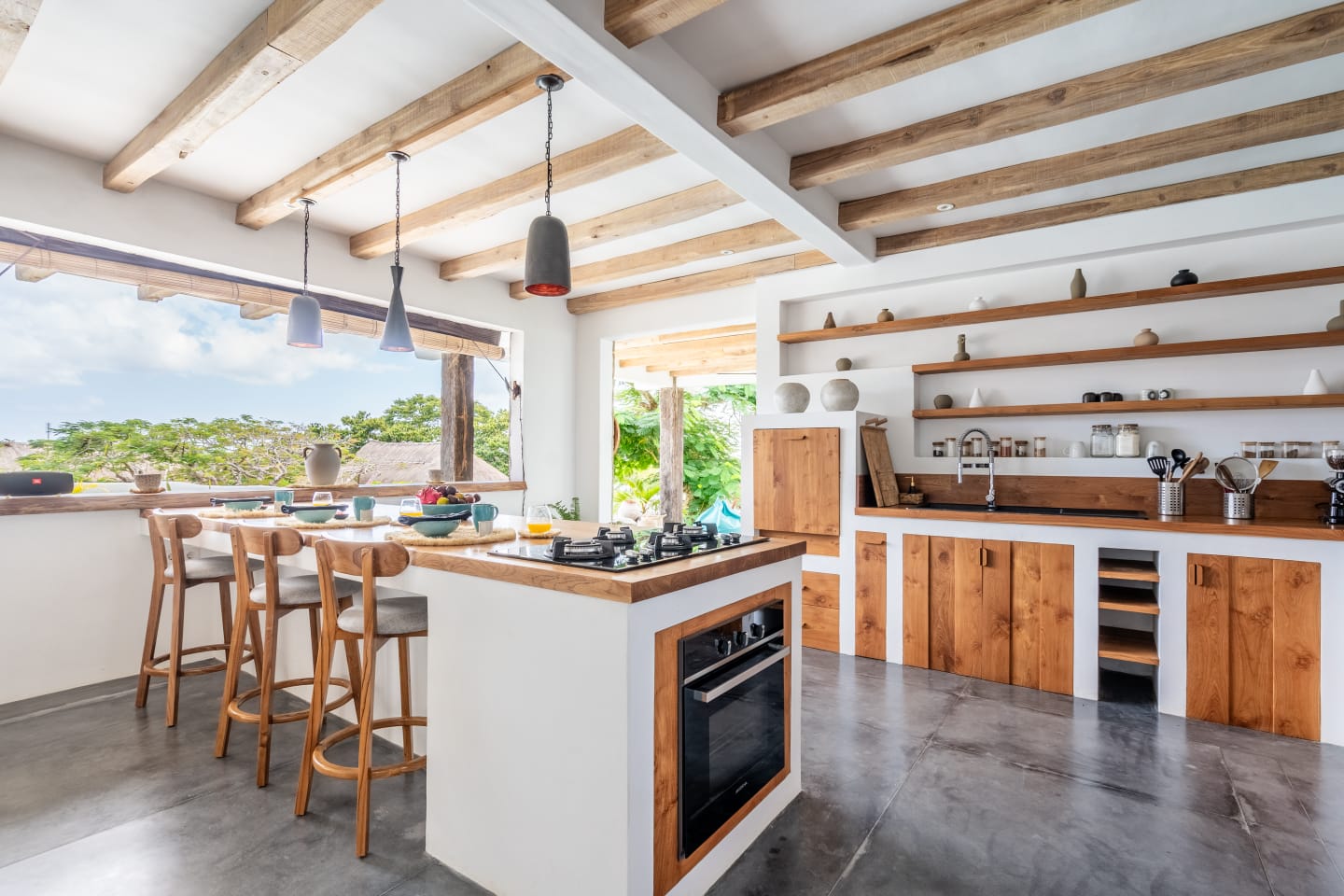 Pecatu,Bali,Indonesia,4 Bedrooms,4 Bathrooms,Villa,MLS ID 2115