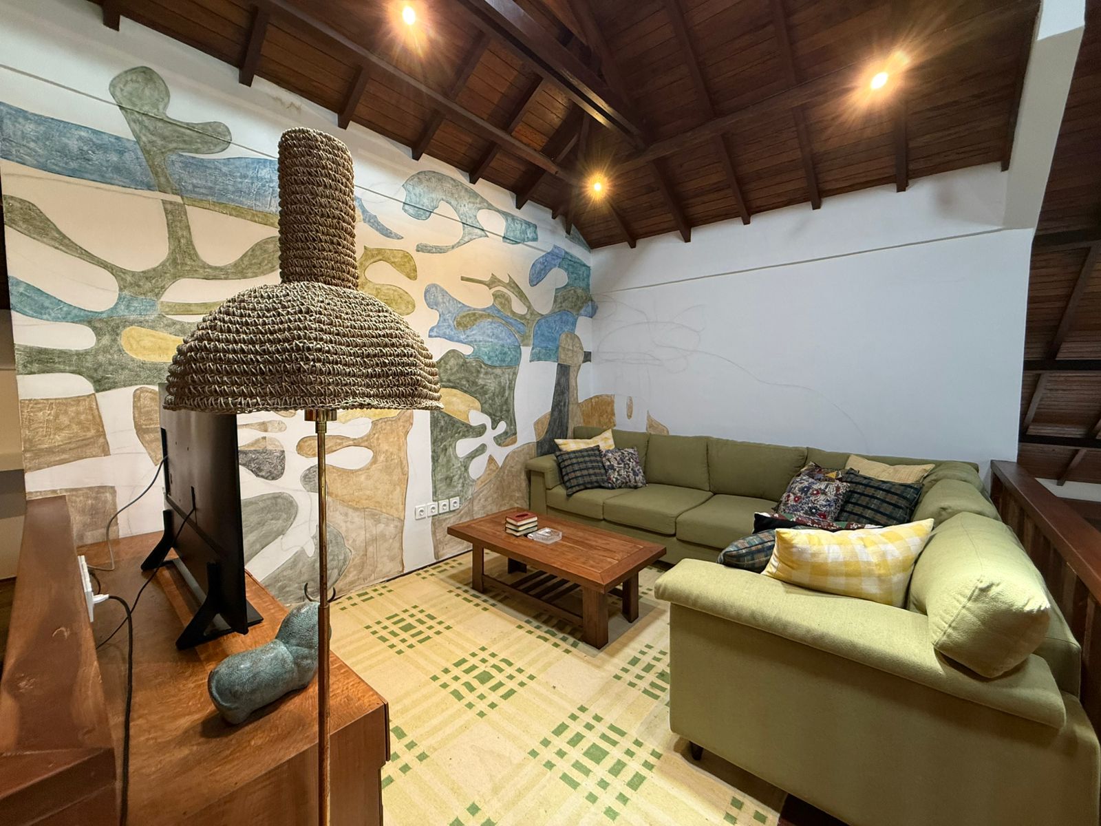 Kerobokan,Bali,Indonesia,4 Bedrooms,5 Bathrooms,Villa,MLS ID 2130
