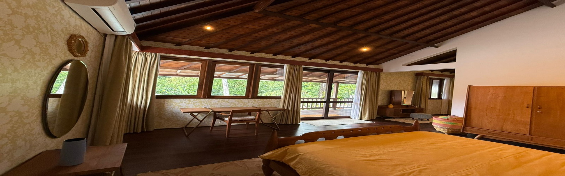 Kerobokan,Bali,Indonesia,4 Bedrooms,5 Bathrooms,Villa,MLS ID 2130