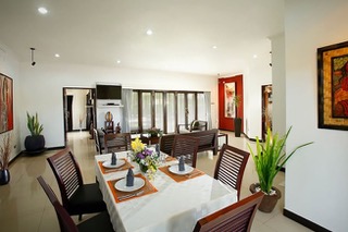 Gianyar,Bali,Indonesia,6 Bedrooms,7 Bathrooms,Villa,MLS ID 2142