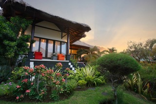 Gianyar,Bali,Indonesia,6 Bedrooms,7 Bathrooms,Villa,MLS ID 2142
