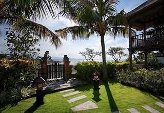 Gianyar,Bali,Indonesia,6 Bedrooms,7 Bathrooms,Villa,MLS ID 2142