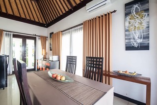 Gianyar,Bali,Indonesia,6 Bedrooms,7 Bathrooms,Villa,MLS ID 2142