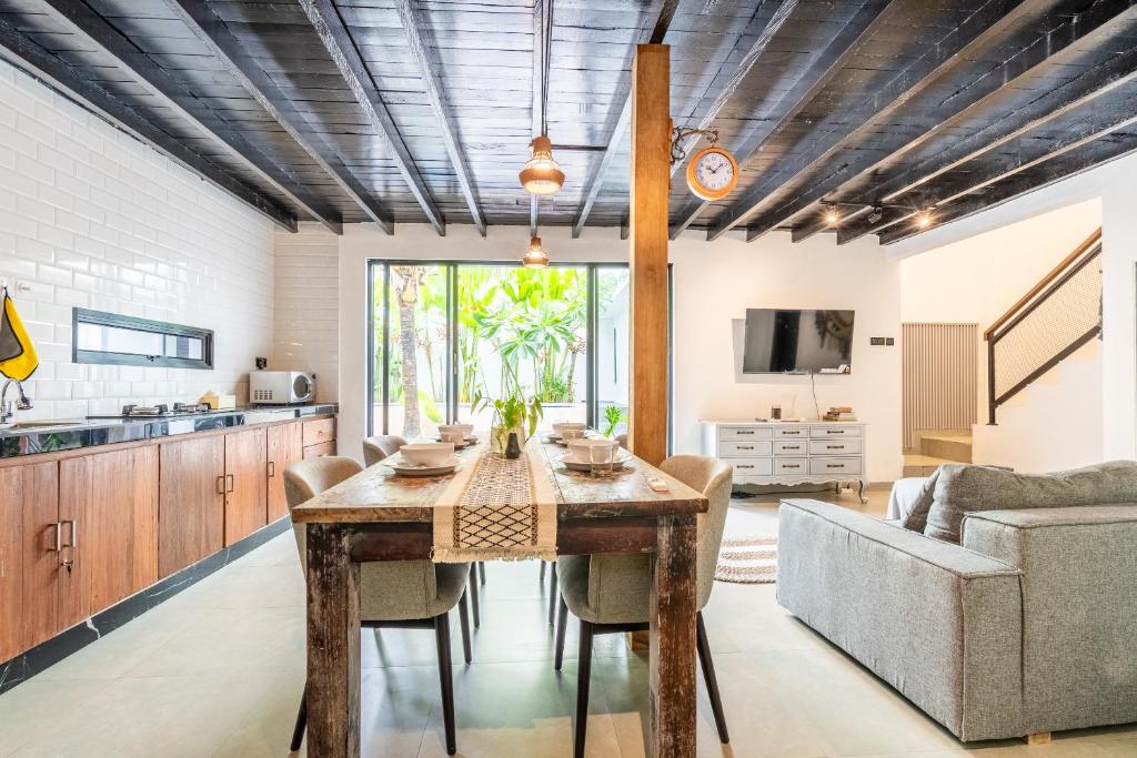 Canggu,Bali,Indonesia,2 Bedrooms,3 Bathrooms,Villa,MLS ID 2152