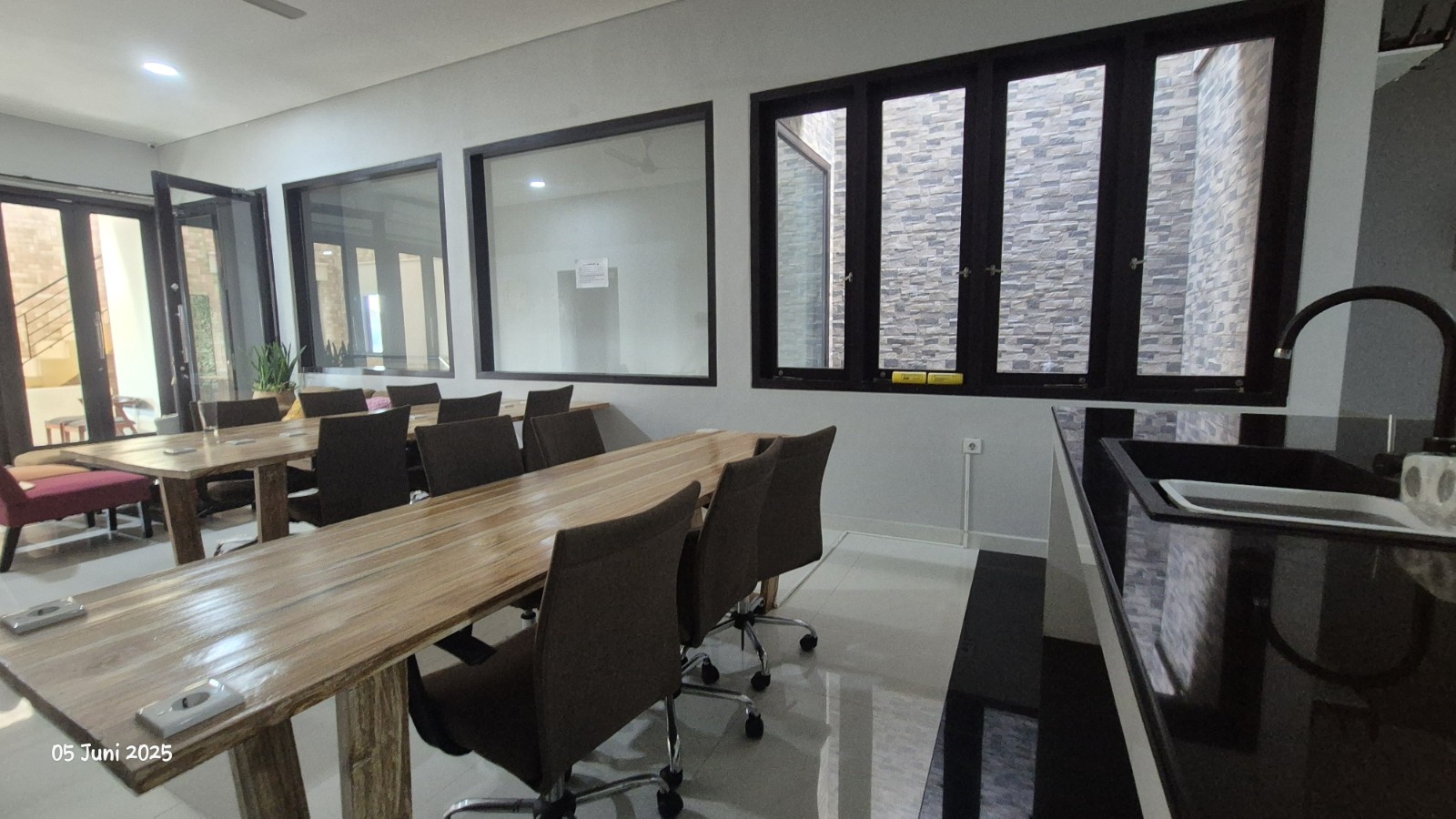 Denpasar,Bali,Indonesia,8 Bedrooms,7 Bathrooms,Commercial,MLS ID 2153